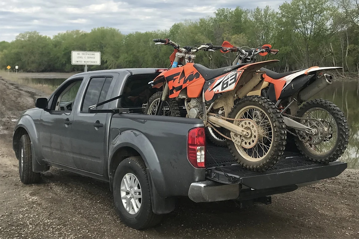 Motorcycle rack mid-sized pickup truck